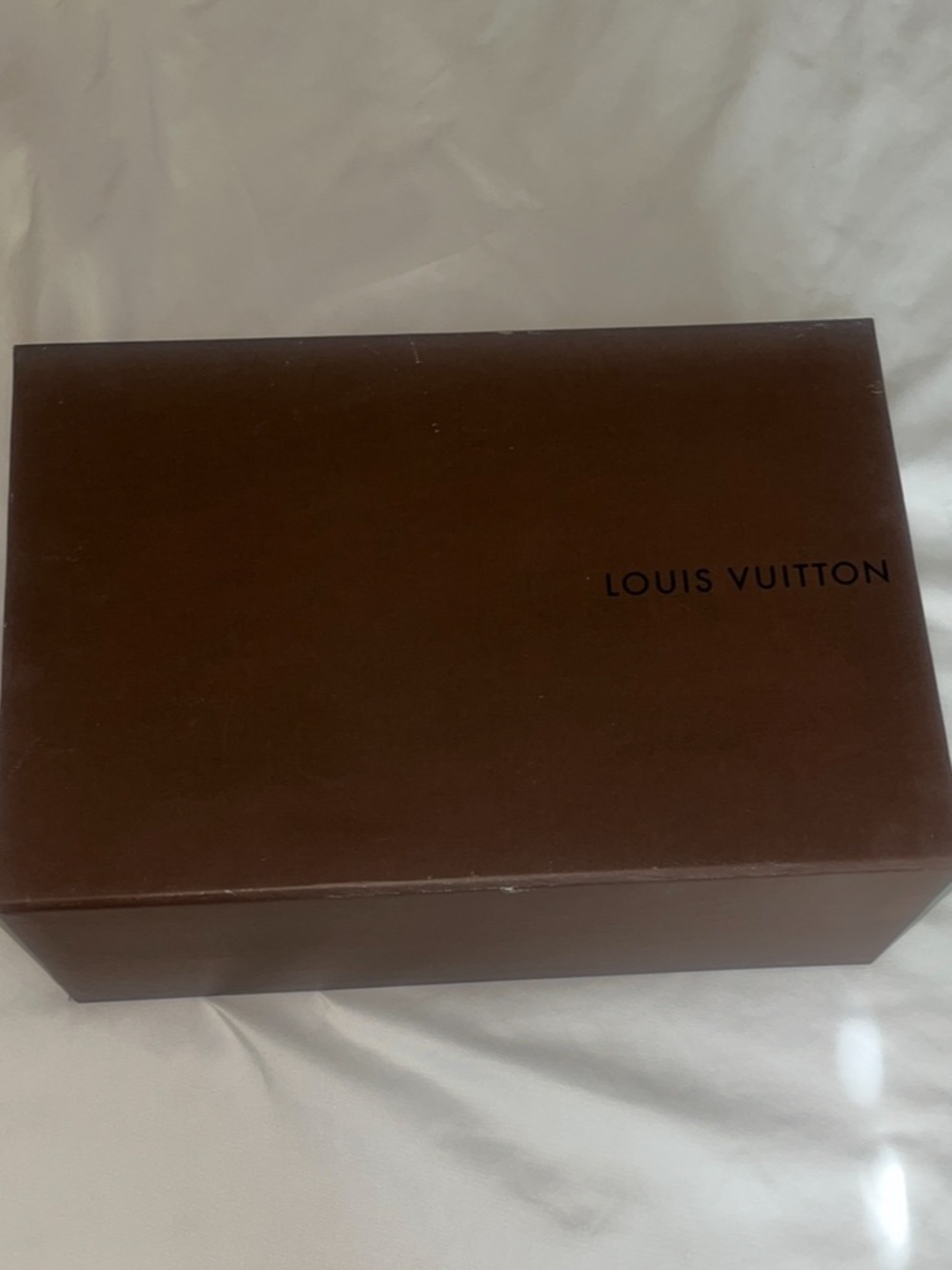 Louis Vuitton White and Gold Espadrille Wedge Sandals 6 - Picture 15 of 15